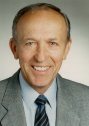 Portrait von DR. Ludwig Baumgartner
